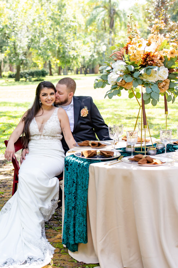 Mead Botanical Garden wedding with a fall tablescape