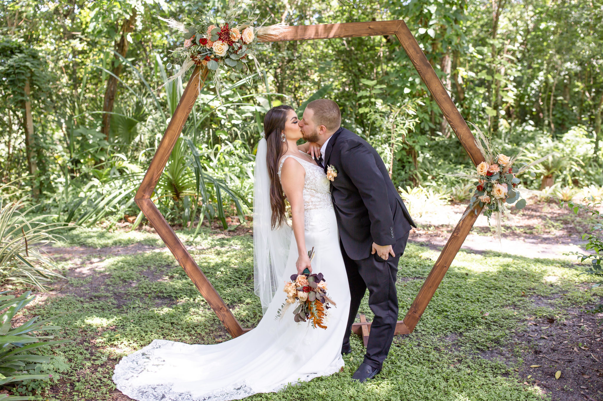Mead Botanical Garden Wedding or Fairytale? — Orlando, Florida and