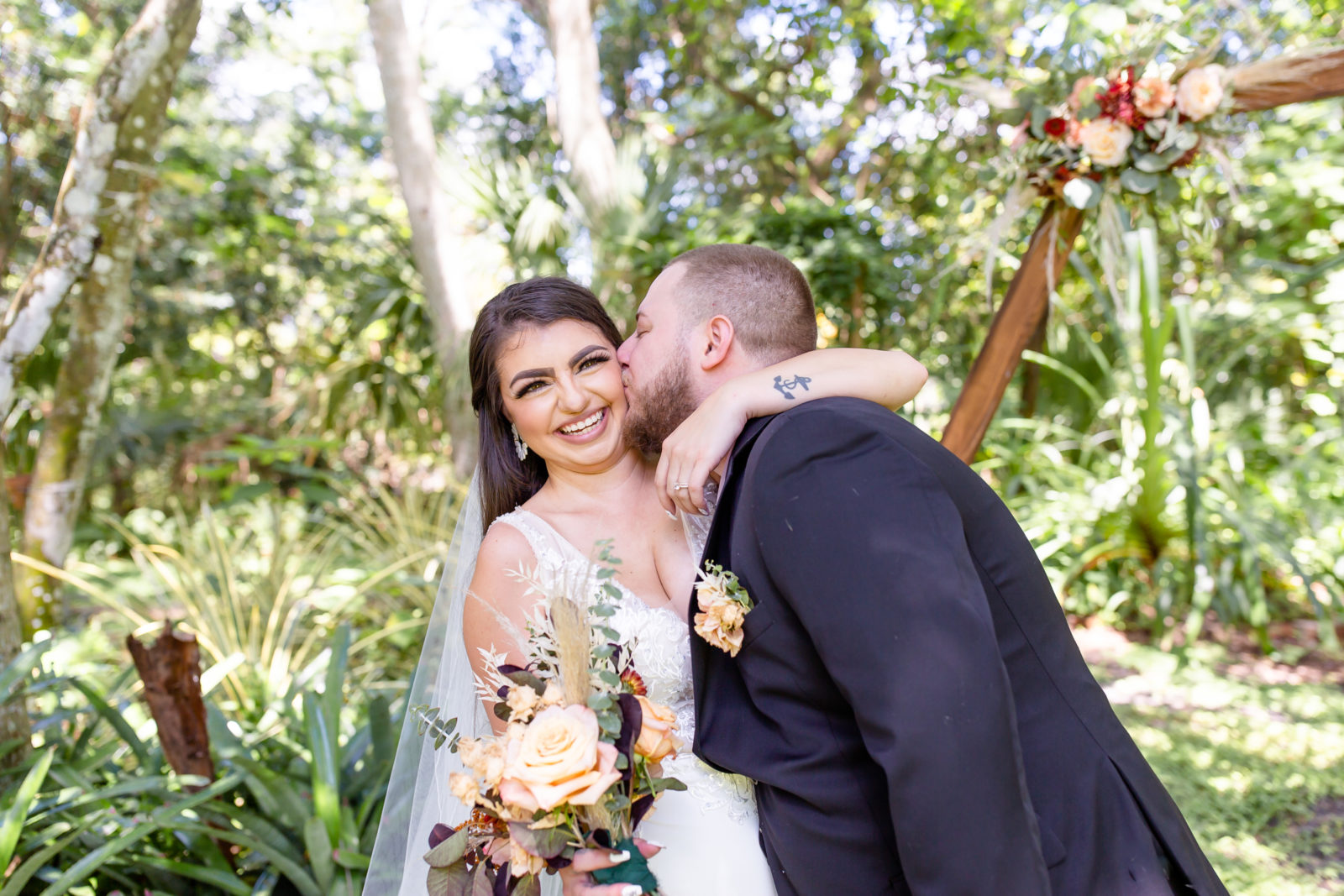 Mead Botanical Garden Wedding or Fairytale? — Orlando, Florida and