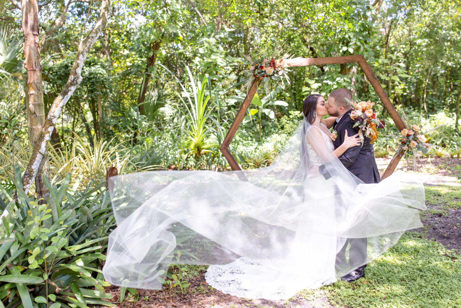 Mead Botanical Garden Wedding or Fairytale? — Orlando, Florida and