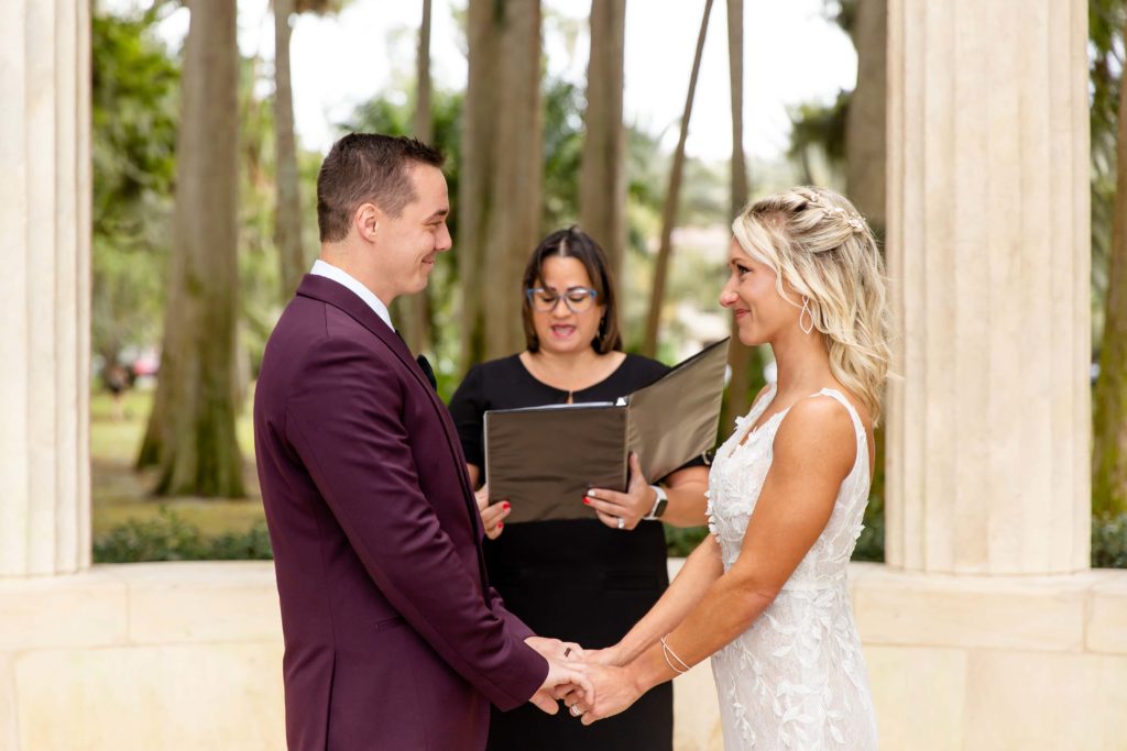 Micro wedding timeline tips, like an officiant you know!