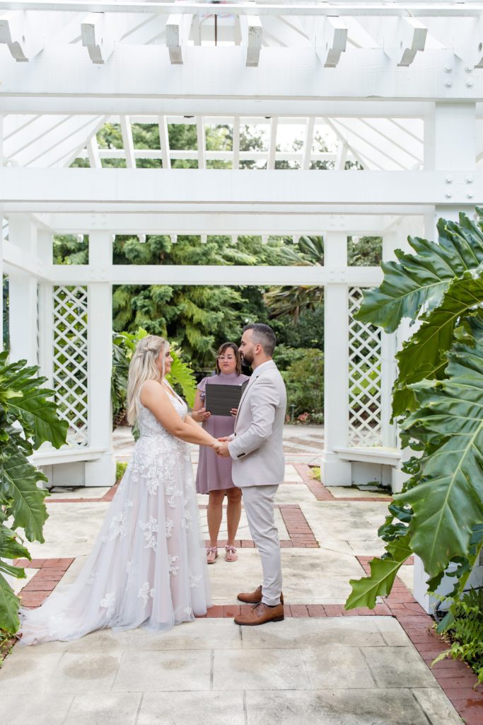 Leu Gardens Wedding Photos in Orlando, FL — Wedding ceremony in idea garden